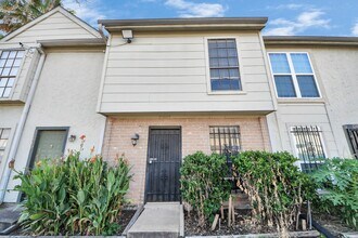 12667 Windsor Village Dr in Houston, TX - Building Photo - Building Photo