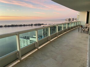 1643 Brickell Ave, Unit # 2805 in Miami, FL - Building Photo - Building Photo