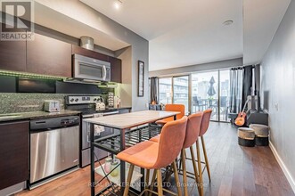390-1390 Cherry St in Toronto, ON - Building Photo - Building Photo