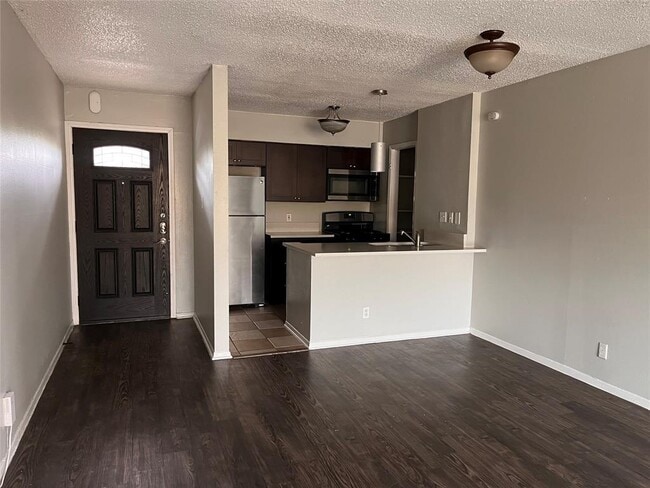 1202 Newning Ave in Austin, TX - Building Photo - Building Photo