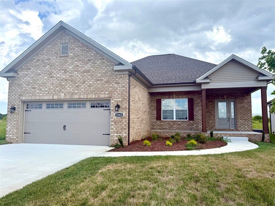 5363 Crocus Dr in Bowling Green, KY - Building Photo