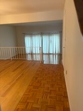 160 Mead Ave in Greenwich, CT - Building Photo - Building Photo