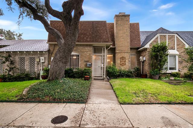 3005 Stonehenge Ln in Carrollton, TX - Building Photo