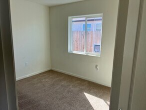 2186 Mickelson Dr in Linda, CA - Building Photo - Building Photo