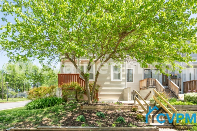 property at 2241 Notely Ln