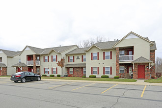 Brookstone Place Apartments in Port Huron, MI - Foto de edificio - Building Photo