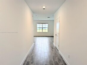 19553 Whispering Creek Rd in Loxahatchee, FL - Building Photo - Building Photo