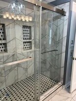 2318 Longcourt Wy in Atlanta, GA - Building Photo