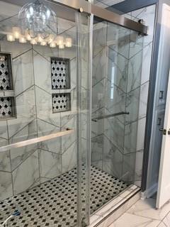 property at 2318 Longcourt Wy