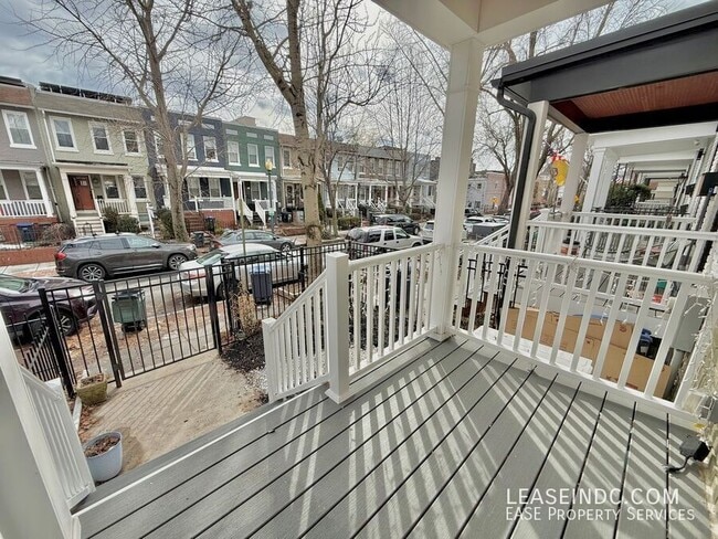 622 Orleans Pl NE in Washington, DC - Building Photo - Building Photo