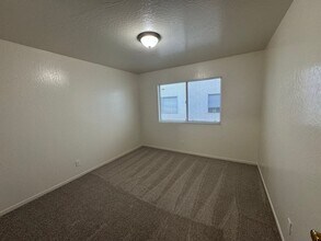 400 Stannage Ave in Albany, CA - Building Photo - Building Photo