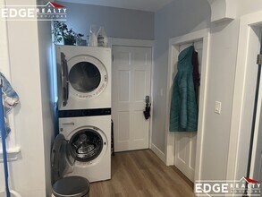 13 Berkshire St, Unit 3 in Cambridge, MA - Building Photo - Building Photo