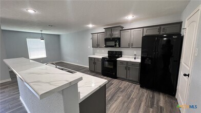 7205 American W Dr in Killeen, TX - Building Photo - Building Photo