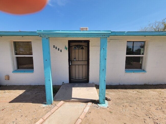 property at 4423 E Fairmount St
