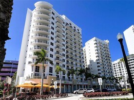 1830 Radius Dr, Unit 1220 in Hollywood, FL - Building Photo