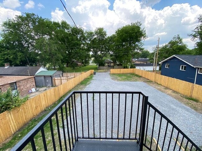 1630 17th Ave N in Nashville, TN - Building Photo - Building Photo