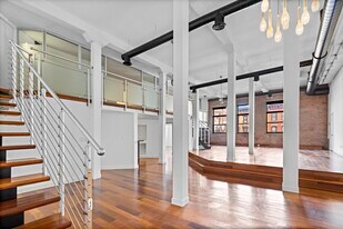 299 Pavonia Ave in Jersey City, NJ - Building Photo