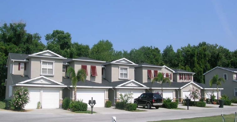 1000-1040 Creek Park Dr in Dunedin, FL - Building Photo