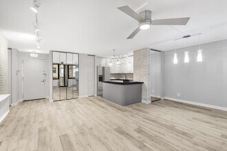 510 E 80th St in New York, NY - Building Photo - Building Photo