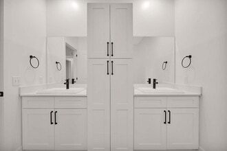 Pointe Grand Fort Pierce in Fort Pierce, FL - Building Photo - Building Photo