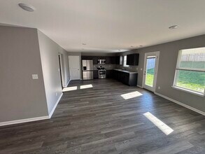 140 Landry Ln in Georgetown, KY - Building Photo - Building Photo