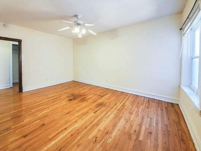 3525 N Broadway St, Unit 3S in Chicago, IL - Building Photo - Building Photo