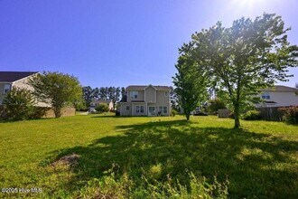 108 Maidstone Dr in Richlands, NC - Building Photo - Building Photo