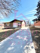 1466 Engelholm Ave in St. Louis, MO - Building Photo