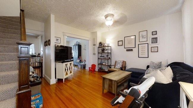 1718 D St SE in Washington, DC - Building Photo - Building Photo