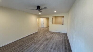 5065 Ridglea Ln in Fort Worth, TX - Building Photo - Building Photo