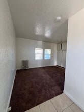401 Barstow Rd in Barstow, CA - Building Photo - Building Photo