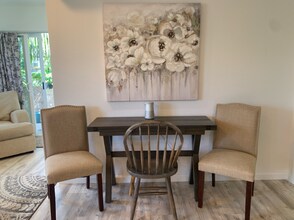 451 Lanae Way in Kailua, HI - Foto de edificio - Building Photo