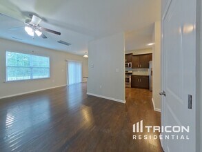 428 Wheat Field Dr in Mount Holly, NC - Building Photo - Building Photo