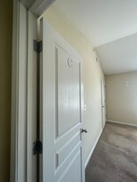 1105 Tree Top Way in Knoxville, TN - Building Photo