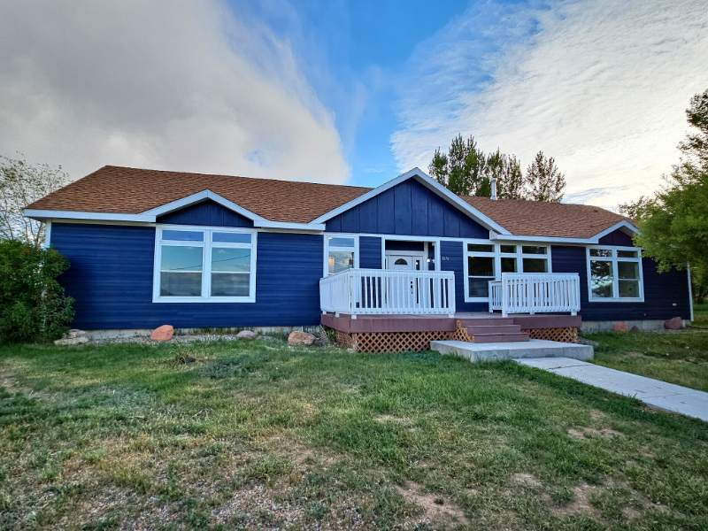 1676 E 4000 S in Vernal, UT - Building Photo