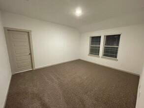 618 Hidden Brk Dr in Baytown, TX - Building Photo - Building Photo