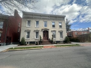 27 Washington Ave in Schenectady, NY - Building Photo - Building Photo