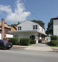 Vassar College Apartments in Poughkeepsie, NY - Building Photo - Building Photo