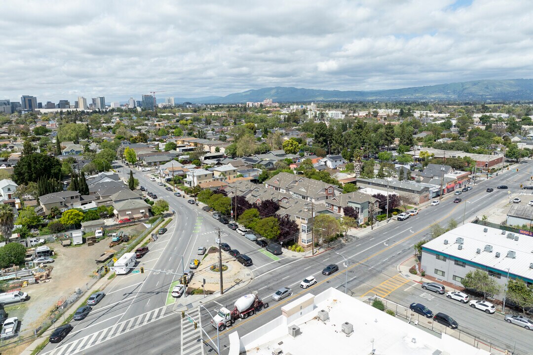 1388 S Almaden Ave in San Jose, CA - Building Photo