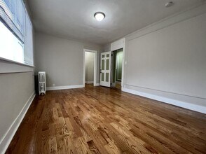 6912 N Ashland Ave in Chicago, IL - Building Photo - Building Photo