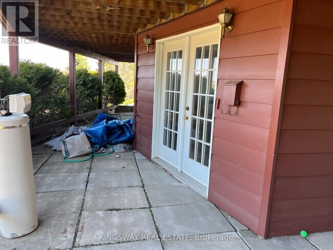 30 Mountainview Rd
