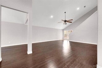 817 Cimarron Dr in Mission, TX - Building Photo - Building Photo