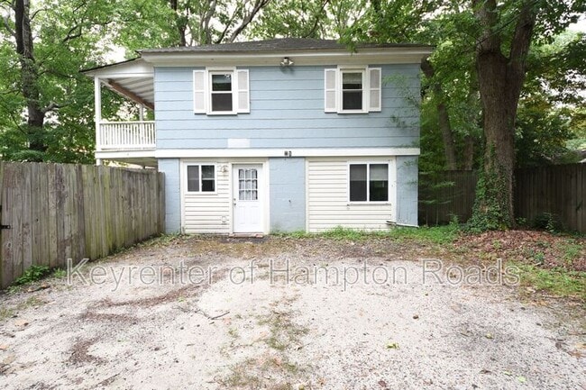 property at 1303 Tallwood St