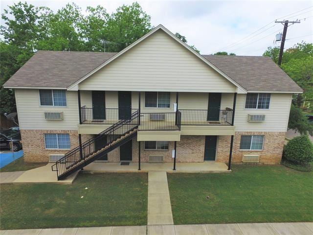 630 Schmitz Ave, Unit 2 in Denton, TX - Building Photo