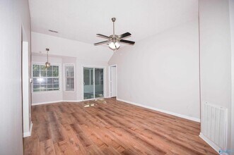 215 Cypress Creek Dr in Madison, AL - Building Photo - Building Photo