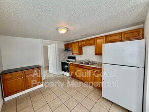 910 61st Ave E in Bradenton, FL - Building Photo - Building Photo