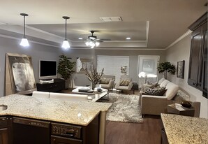 167 Oakview Ct in Longview, TX - Building Photo