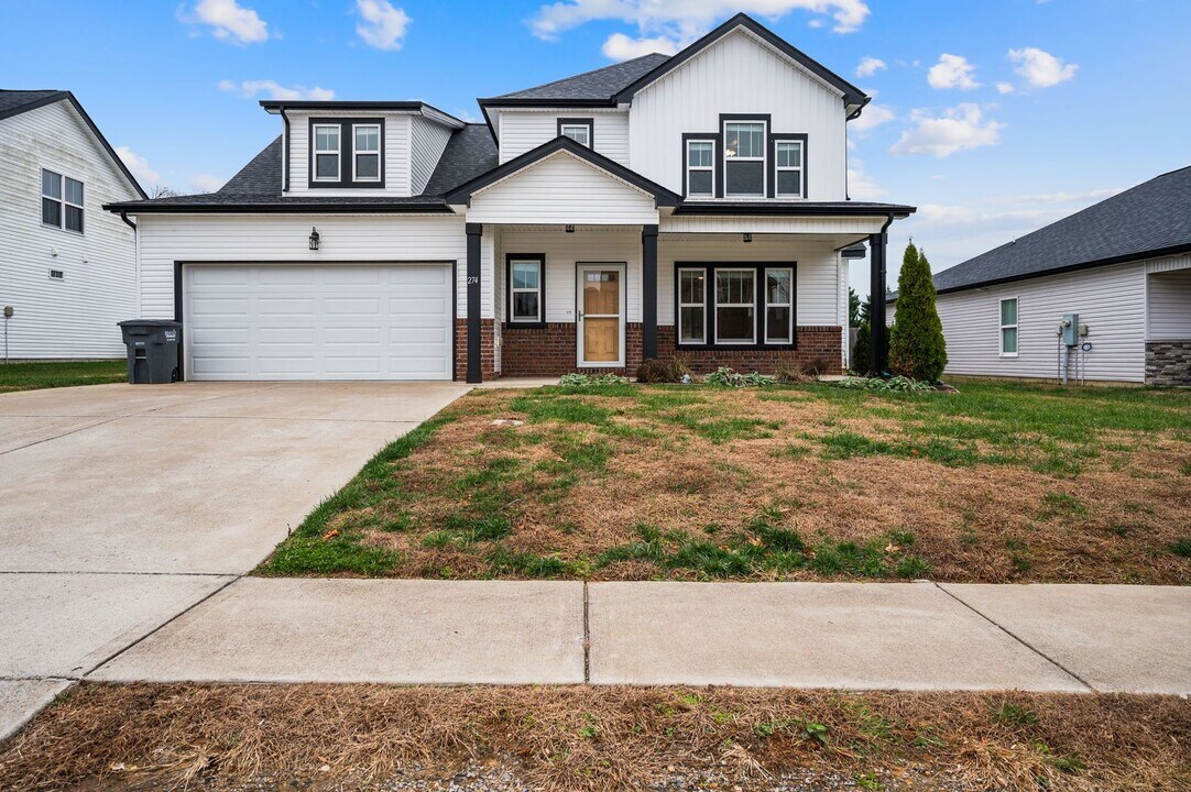 274 Crusaw Dr in Clarksville, TN - Building Photo