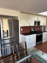 19 Campus Dr in East Setauket, NY - Building Photo - Building Photo