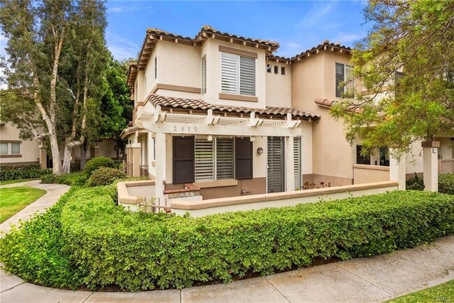 2479 Sunningdale Dr in Tustin, CA - Building Photo - Building Photo